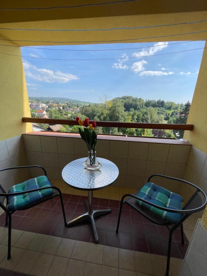 Apartament Maxovo Kralovstvi Rovensko pod Troskami Zewnętrze zdjęcie