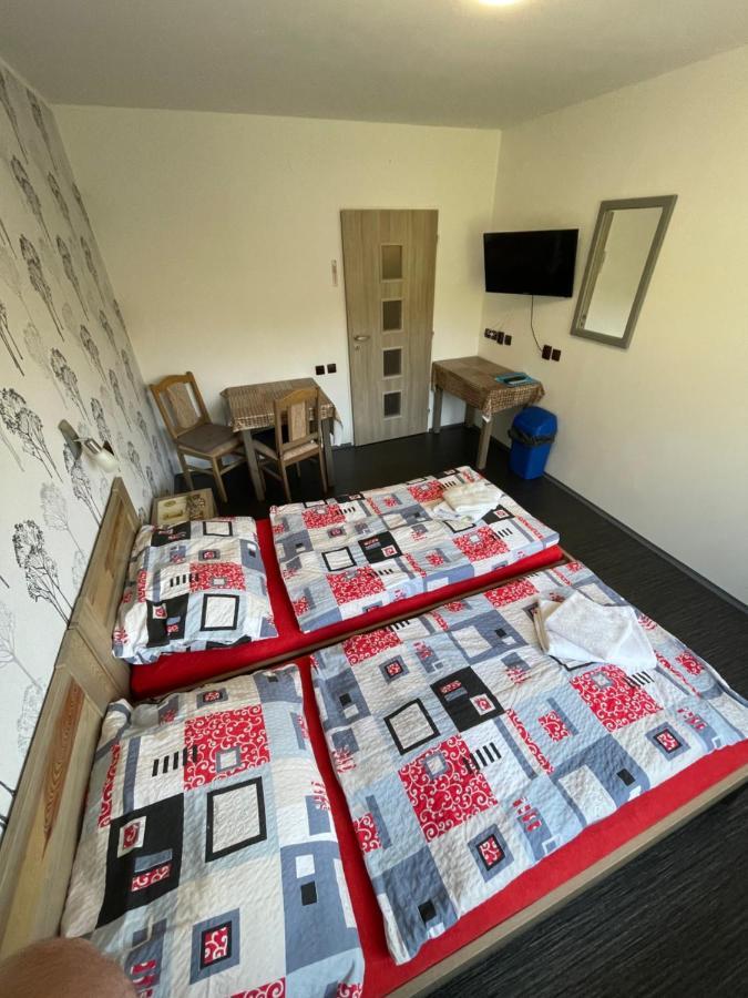 Apartament Maxovo Kralovstvi Rovensko pod Troskami Zewnętrze zdjęcie